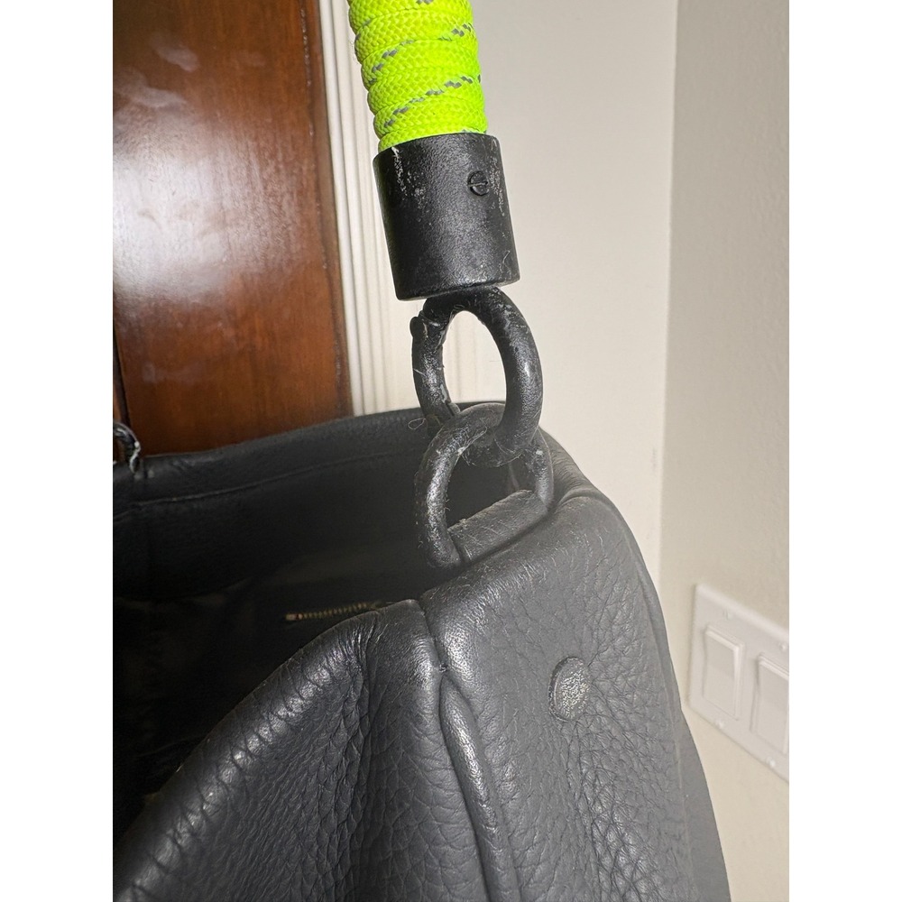 Marc by Marc Jacobs Too Hot to Handle Black Pebbled Leather Hobo Bag Yellow Rope - Picture 8 of 14